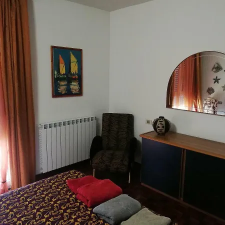 A Casa Di Rob Bed and Breakfast *